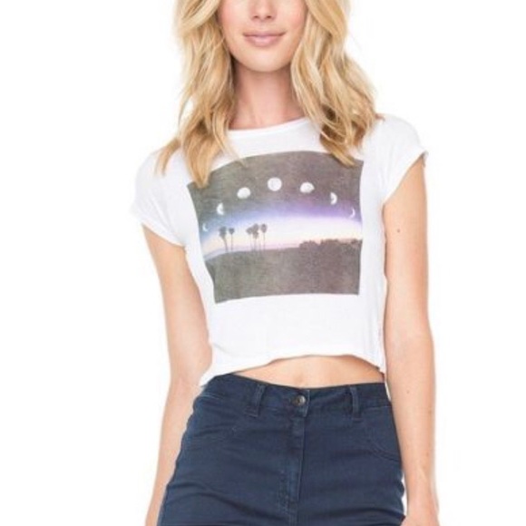 Brandy Melville Crop Top - Picture 2 of 2
